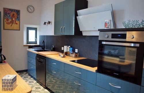 Salleles-d'Aude Apartment | "Au fil de l'Aude", fully-equipped gîte for 4 to 6 people; plus swimming pool, spa.