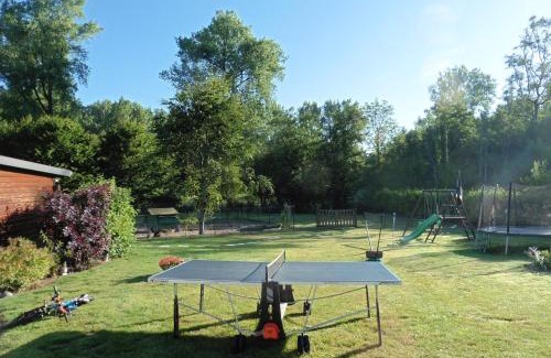 Conchy-sur-Canche House | Relax by the Water at Au fil de l'eau – Rated 9/10!