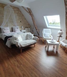 Grezille House | Experience Comfort at Au fil des saisons - Guest Rated 9.8