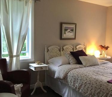 Shefford Bed & Breakfast | Discover Au Gré Du Temps - B&B with Guest Rating 9.8