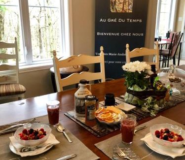 Shefford Bed & Breakfast | Discover Au Gré Du Temps - B&B with Guest Rating 9.8