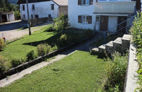 Tramelan Apartment | Top-Rated Au Grizz with Family-Friendly Amenities