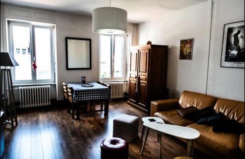 Saint Joseph/Mittelharth Apartment | Experience Au Kouglof with Netflix: Rated 9.5/10 by Guests