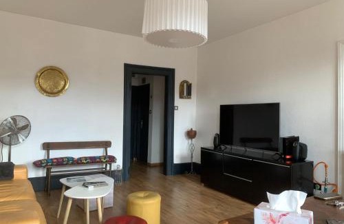 Saint Joseph/Mittelharth Apartment | Experience Au Kouglof with Netflix: Rated 9.5/10 by Guests