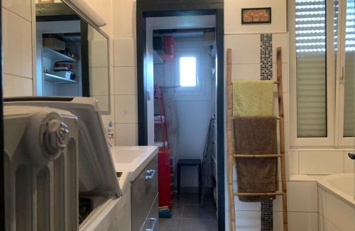 Saint Joseph/Mittelharth Apartment | Experience Au Kouglof with Netflix: Rated 9.5/10 by Guests