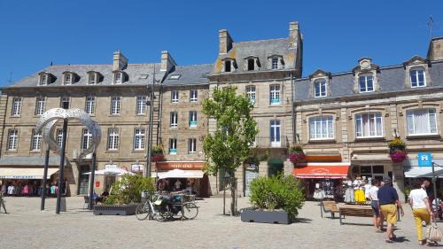 Paimpol Apartment | Oceanfront Retreat: Au Martray with Pool & 9.4/10 Rating