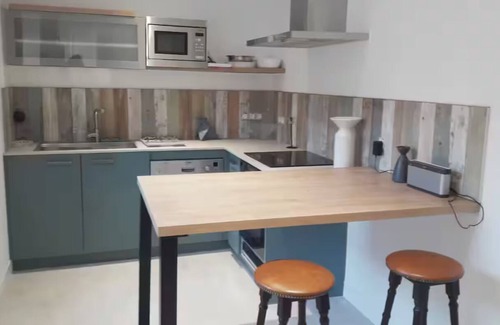 Pontorson Cottage | Au Mont Chez Nous #Jacuzzi and Sauna