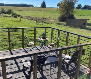 Vaux-sur-Sure Apartment | Discover Au p'tit cachot: Cozy Gîte with Hot Tub & More