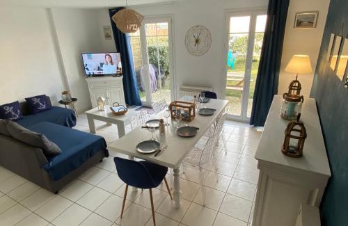 Berck-sur-Mer House | Blue Paradise: Pet & Child-Friendly Escape Rated 9.2/10