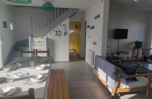 Arzon House | Oceanfront Retreat at Au Phare Breton - Rated 9.2/10