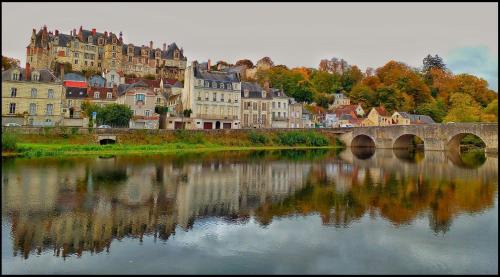 Saint-Aignan House | Discover Au Pied du Château - Highly Rated Family Retreat