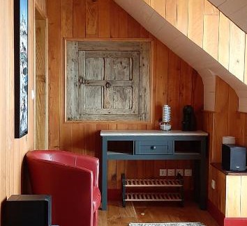 Chateauneuf-du-Faou Bed & Breakfast | Family-Friendly Stay at Au Pied du Pont with Great Reviews