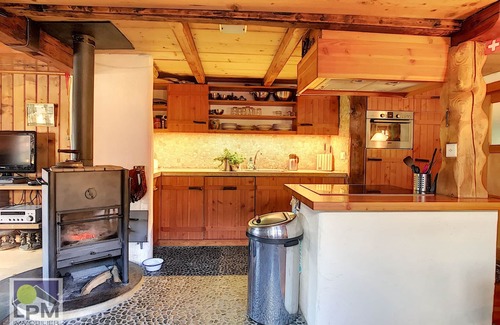 Ormont-Dessous Apartment | Au Poyet Authentic wooden duplex chalet (built in 1722) in the quaint village of La Forclaz. Built d