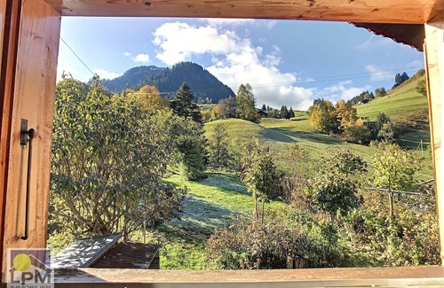 Ormont-Dessous Apartment | Au Poyet Authentic wooden duplex chalet (built in 1722) in the quaint village of La Forclaz. Built d