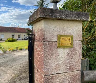 Durtal House | Relax at Au repos du Lezard, Domaine de Soly with Pool