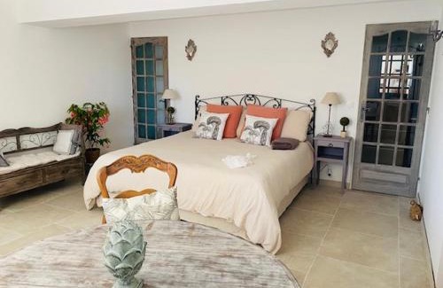 Le Castellet House | Top-Rated Oceanfront Retreat: Au temps pour vous