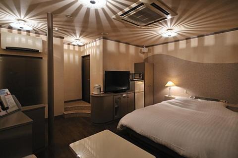 Yogita Cho Hotel | Discover Aube - Adults-Only Retreat with Hot Tub & Breakfast