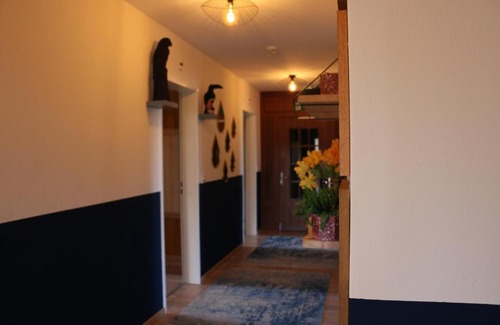 Tannay Hotel | Discover Auberge Au Lion d'Or: Pet-Friendly Retreat