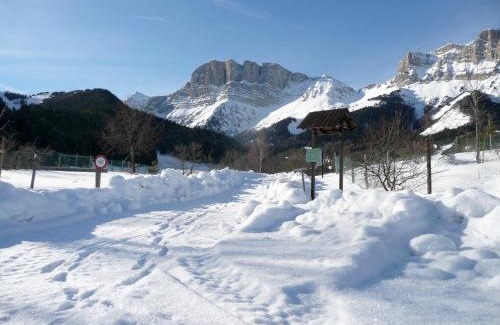 Gresse-en-Vercors Hotel | Top-Rated Auberge Buissonniere with Family-Friendly Amenities