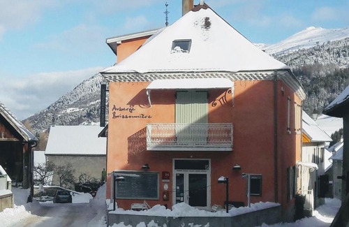 Gresse-en-Vercors Hotel | Top-Rated Auberge Buissonniere with Family-Friendly Amenities
