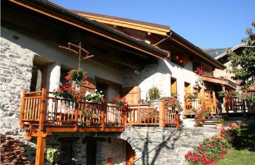 La Cote-dʼAime Bed & Breakfast | Pet-Friendly Auberge de Cassiel with Top Guest Reviews