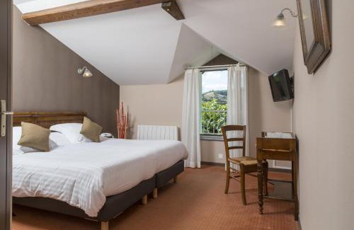 Vaux-en-Beaujolais Hotel | Discover Auberge de Clochemerle: Spa & Gastronomic Dining