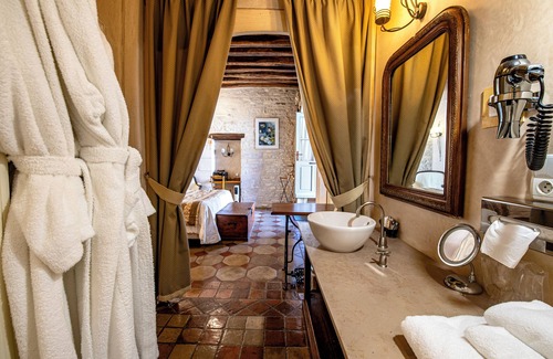 Nitry Hotel | Experience Auberge de la Beursaudiere: Rated 9.6/10 Stay
