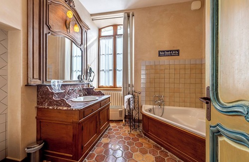 Nitry Hotel | Experience Auberge de la Beursaudiere: Rated 9.6/10 Stay
