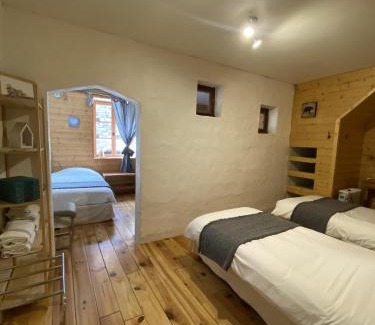 Auris Hotel | Discover Auberge De La Foret: Pet-Friendly Comfort Awaits