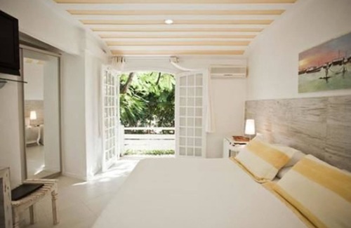 Humaita Hotel | Discover Auberge de La Langouste: Family-Friendly Getaway