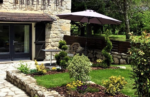 Cabrerets Bed & Breakfast | Discover Auberge de la Sagne: Family-Friendly with Pool