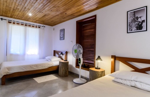 Toliara House | Budget-Friendly Auberge De La Table with Pool & Dining