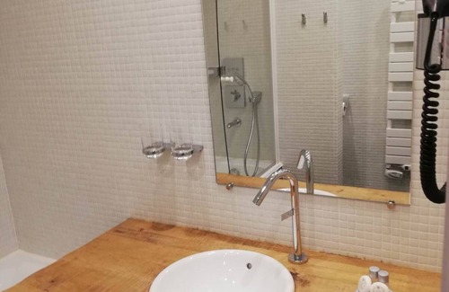 Aydius Hotel | Experience Relaxation at Auberge des Isards with Spa Access