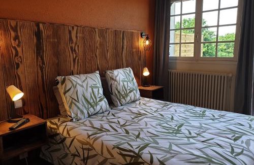Peyrat-le-Chateau Hotel | Pet-Friendly Stay at Auberge du Bois de l'étang & Motel les Tilleuls