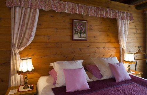 Monetier-les-Bains Hotel | Experience Relaxation at Auberge du Choucas - 4 Star Stay