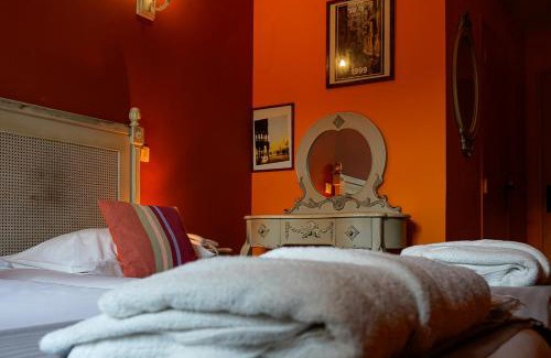 Saint-Quentin-en-Yvelines Hotel | Discover Auberge du Manet: Pet-Friendly 4-Star Retreat