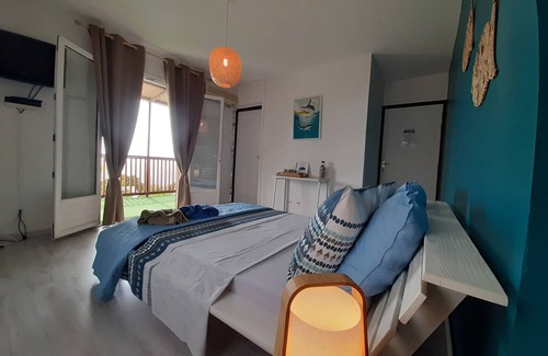 Saint-Paul House | Scenic Sea View Rooms at Auberge du Pavé with Pool & Spa