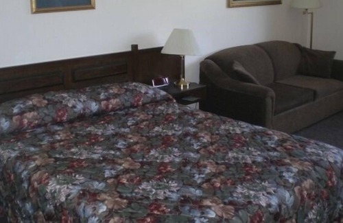 Algoma District Hotel | Auberge Eldo Inn