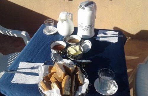 Ammelne Hotel | Cozy Auberge Gitelkst: Pet-Friendly Retreat with Breakfast