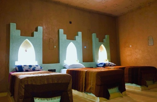 Taouz House | Discover Auberge Hôtel Porte De Sahara Ouzina – Family-Friendly Stay
