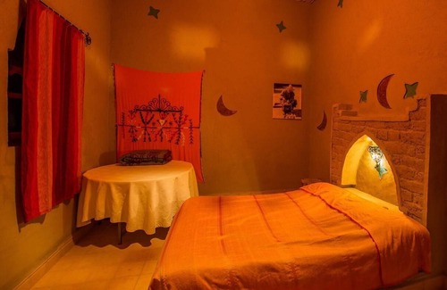 Taouz House | Discover Auberge Hôtel Porte De Sahara Ouzina – Family-Friendly Stay