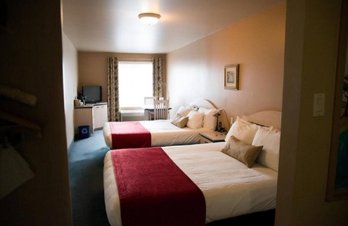 Amqui Hotel | Discover Auberge l'Ambassadeur: Rated 9.2 with Family Amenities