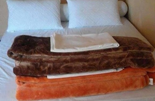 Tilougguite Hotel | Discover Auberge La Cathedrale: Family-Friendly Retreat