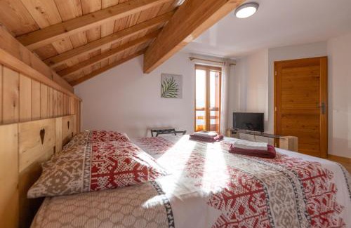 Puy-Saint-Pierre Hotel | Discover La Maison de Catherine: Pet-Friendly Paradise