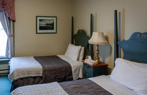 Knowlton Hotel | Experience Auberge Lakeview Inn with Oceanfront Amenities