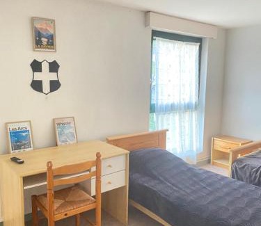 La Forclaz Hotel | Pet-Friendly Auberge le bois du cornet with Top Amenities