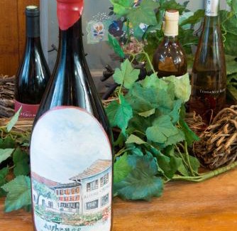 Saint-Jorioz Hotel | Discover Auberge Le Semnoz: Pet-Friendly Ocean Retreat