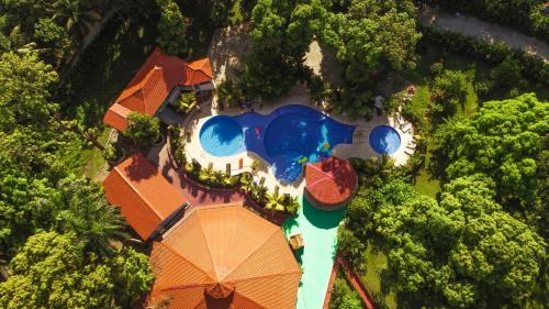 Vaudreuil Hotel | Relax at Auberge Villa Cana with Oceanfront Views & Pool