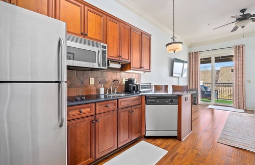 Auburn Condo | Aubie's Penthouse ~ 3/2 condo in Auburn, Alabama!