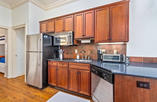 Auburn Condo | Aubie's Penthouse ~ 3/2 condo in Auburn, Alabama!